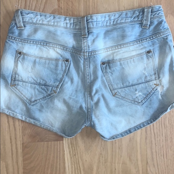 Zara TRF Denim Rules Denim Distressed Shorts - Picture 5 of 8